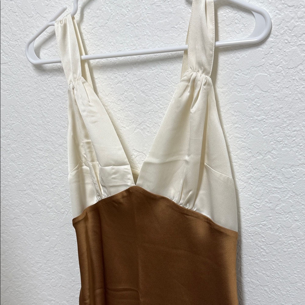 Abercrombie & Fitch Cream and Tan Silk Mini Dress - Picture 2 of 3